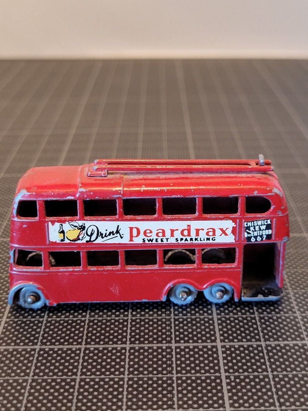 Modellautos: Trolleybus London – Gebraucht aus Chézard-St-Martin von quota1234