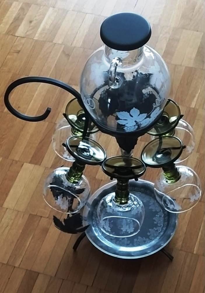 Caraffe: Wein Dekantier mit 6 Gläsern und Ständer - 51 cm - – Nuovo (secondo la descrizione) da Zürich venduto da 1980ale 6