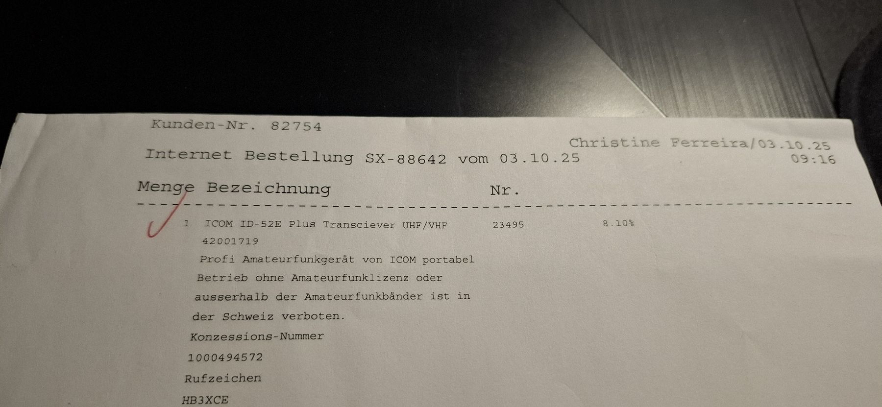 Icom Technique de radiocom: Icom-ID52 E Plus Versand+Verpackung – D'occasion à Chur par Giffa-04-06 6