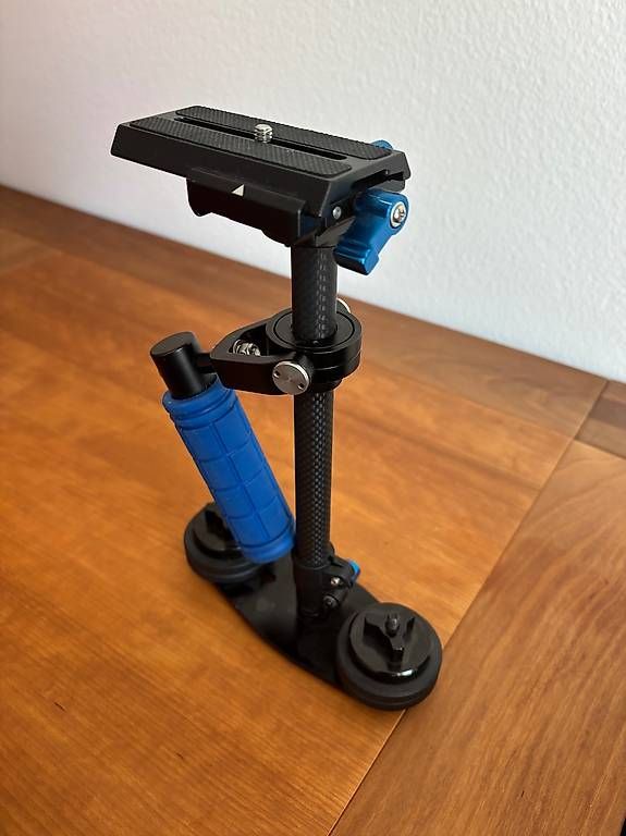 Treppiedi & Teste: Camera Stabilizer / Gimbal – Usato da Zürich venduto da James_Kr 1