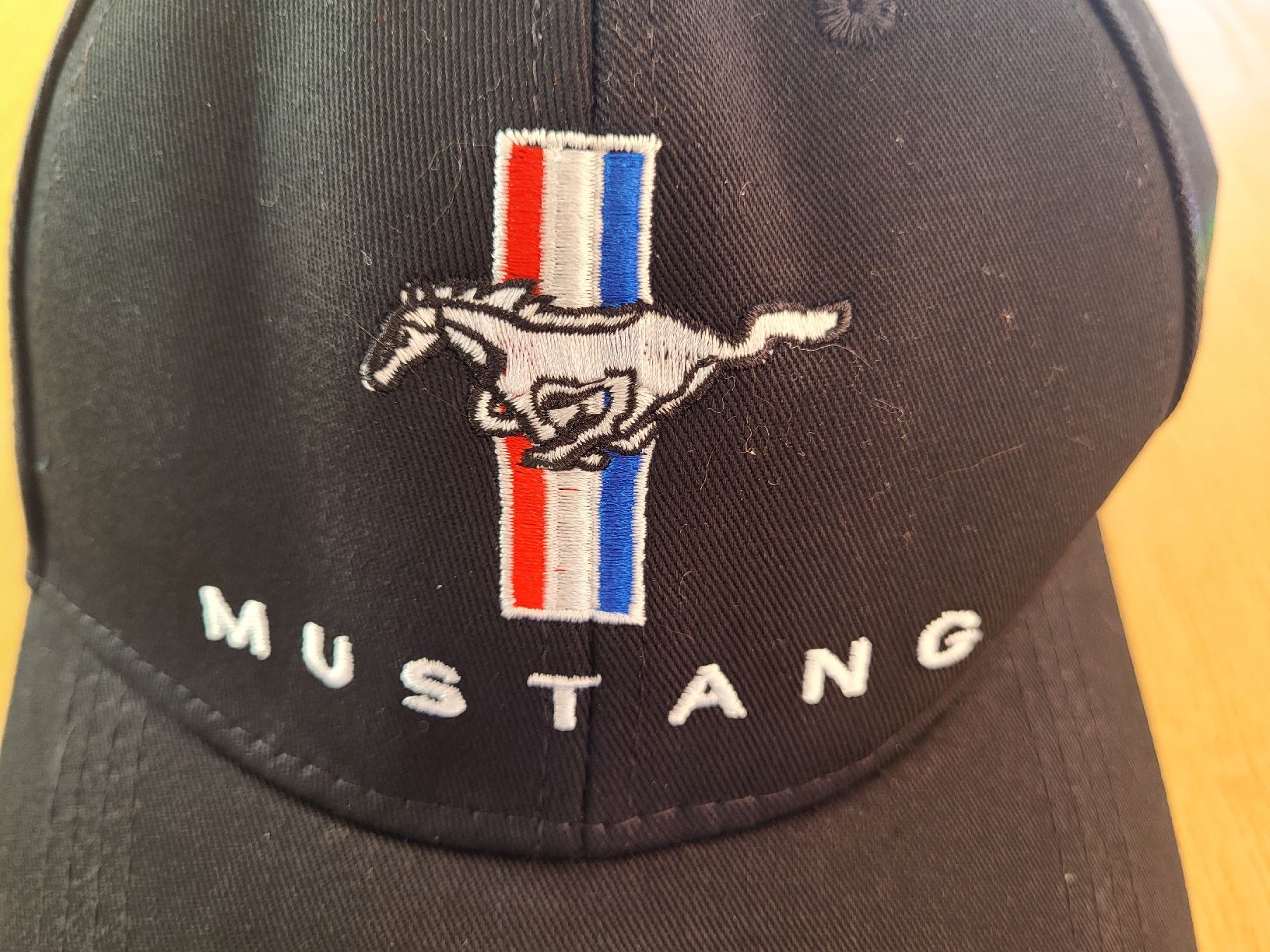 Chapeaux, bonnets & casquettes: mustang casquette  – Neuf (Voir description) à Hauterive NE par Belem 1