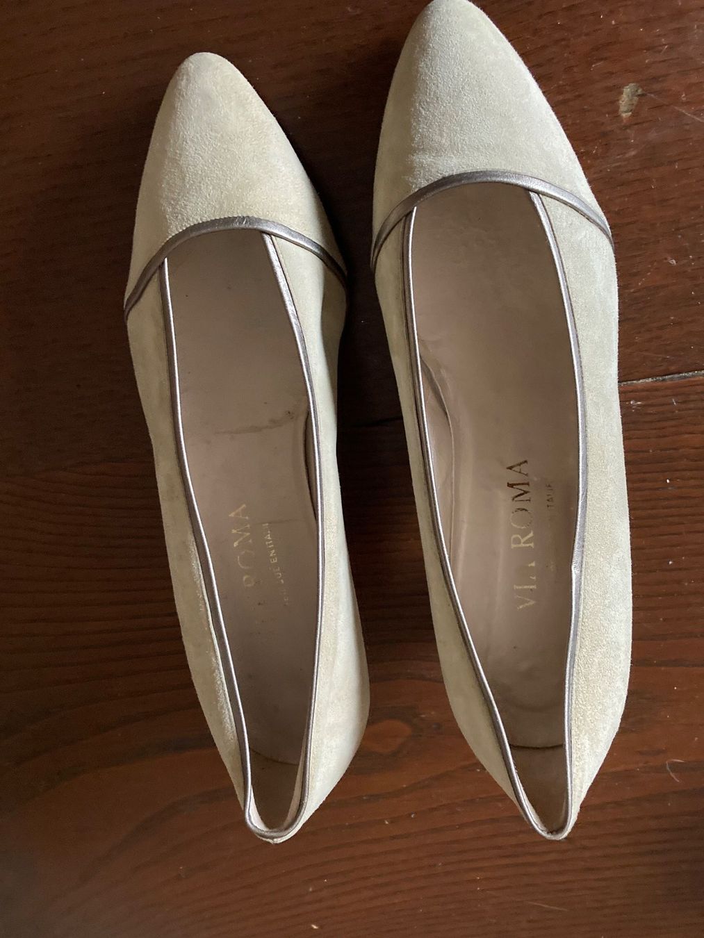 Scarpe da donna: chaussures escarpins – Usato da Thônex venduto da peg_8gp7