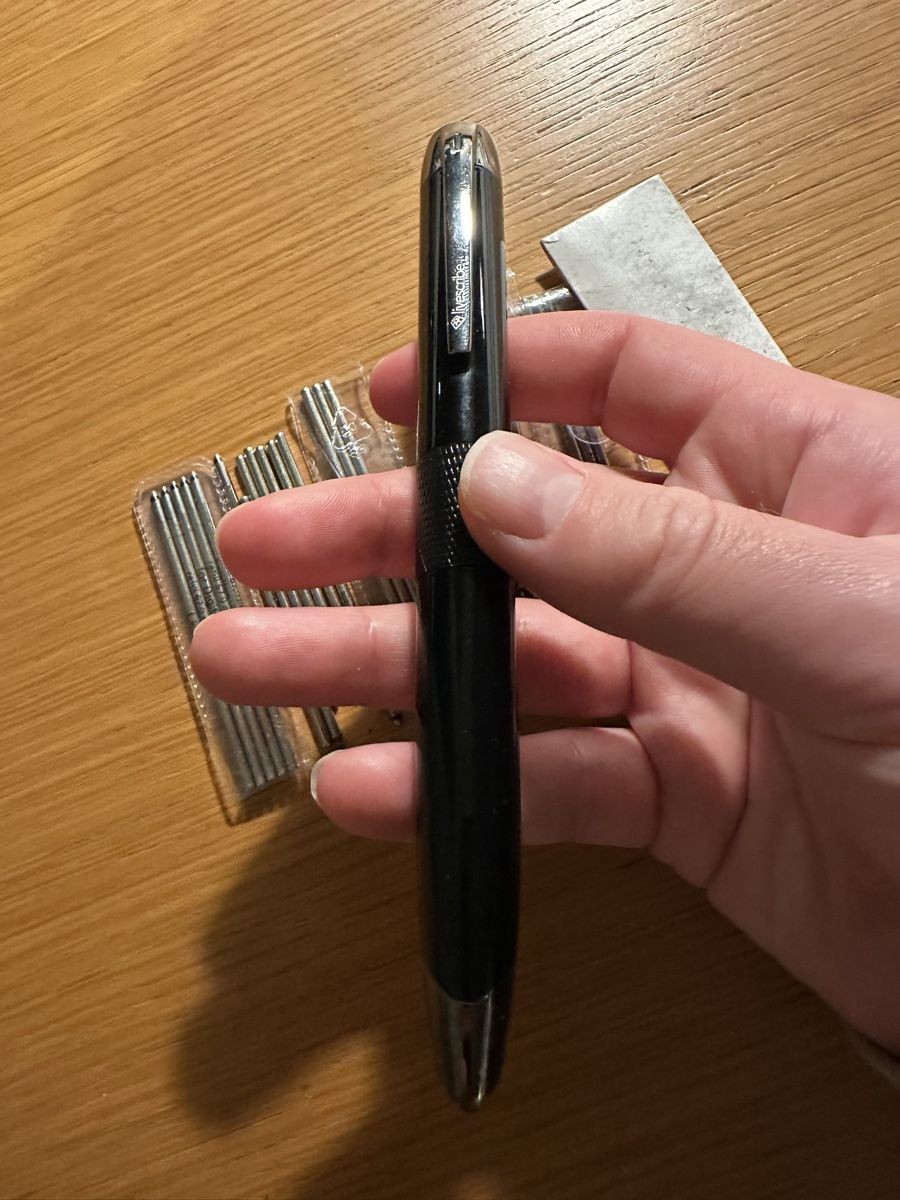 Penna & Evidenziatori: Livescribe 3 Smartpen Black/Chrome mit Notebook – Usato da Unteraegeri venduto da weber588 2