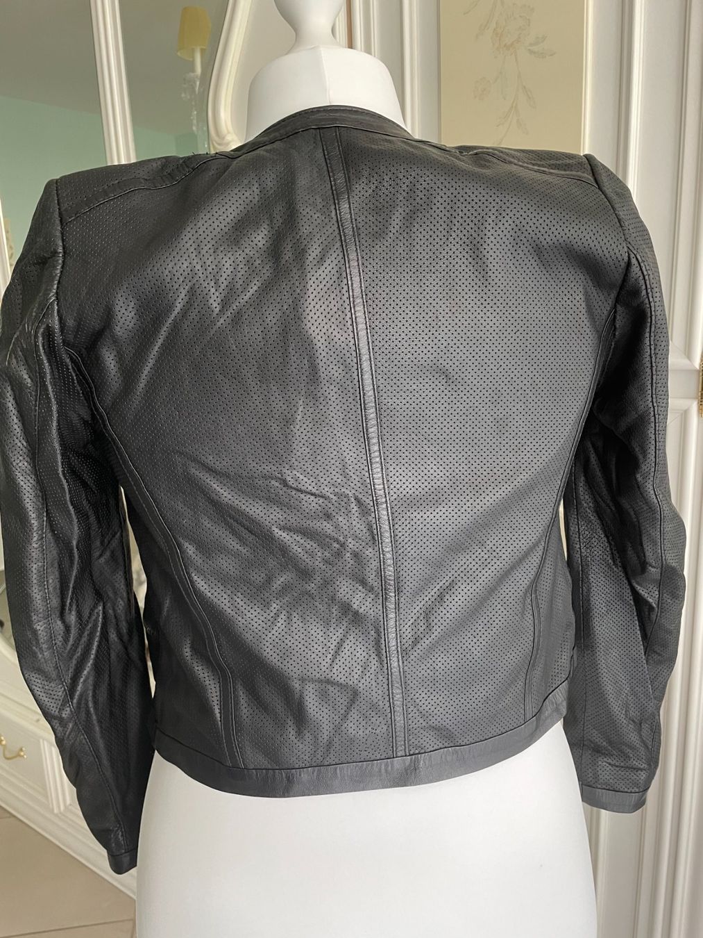 Giacche: Nappa-Lederjacke schwarz Gr S – Usato da Muttenz venduto da einfach-schoen 1