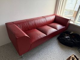 Gebrauchtes rotes Ledersofa