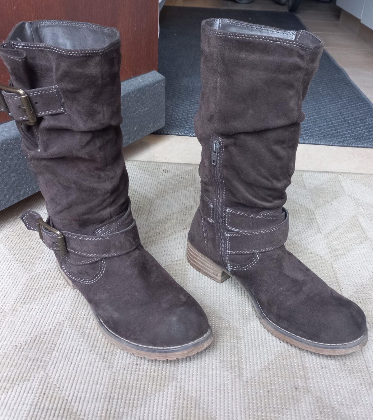 Scarpe da donna: Stiefel – Usato da Zürich venduto da Cindarel