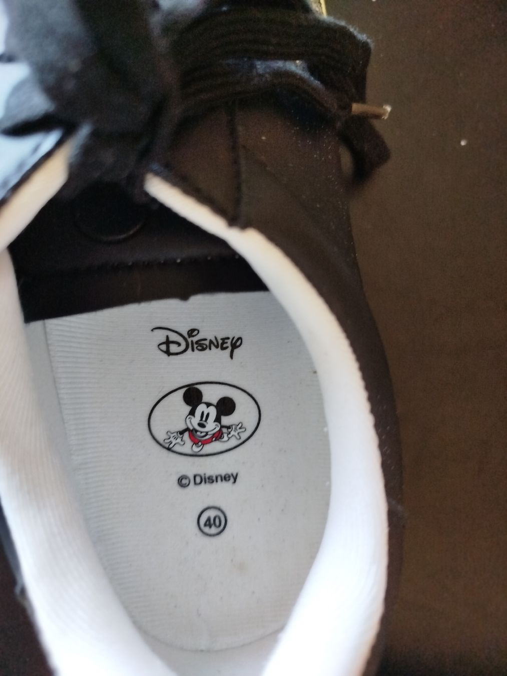 Damenschuhe: Schwarz Mickey Mouse Schuhe Grösse 40 gebraucht – Gebraucht aus Rümlang von kpw_t955 3