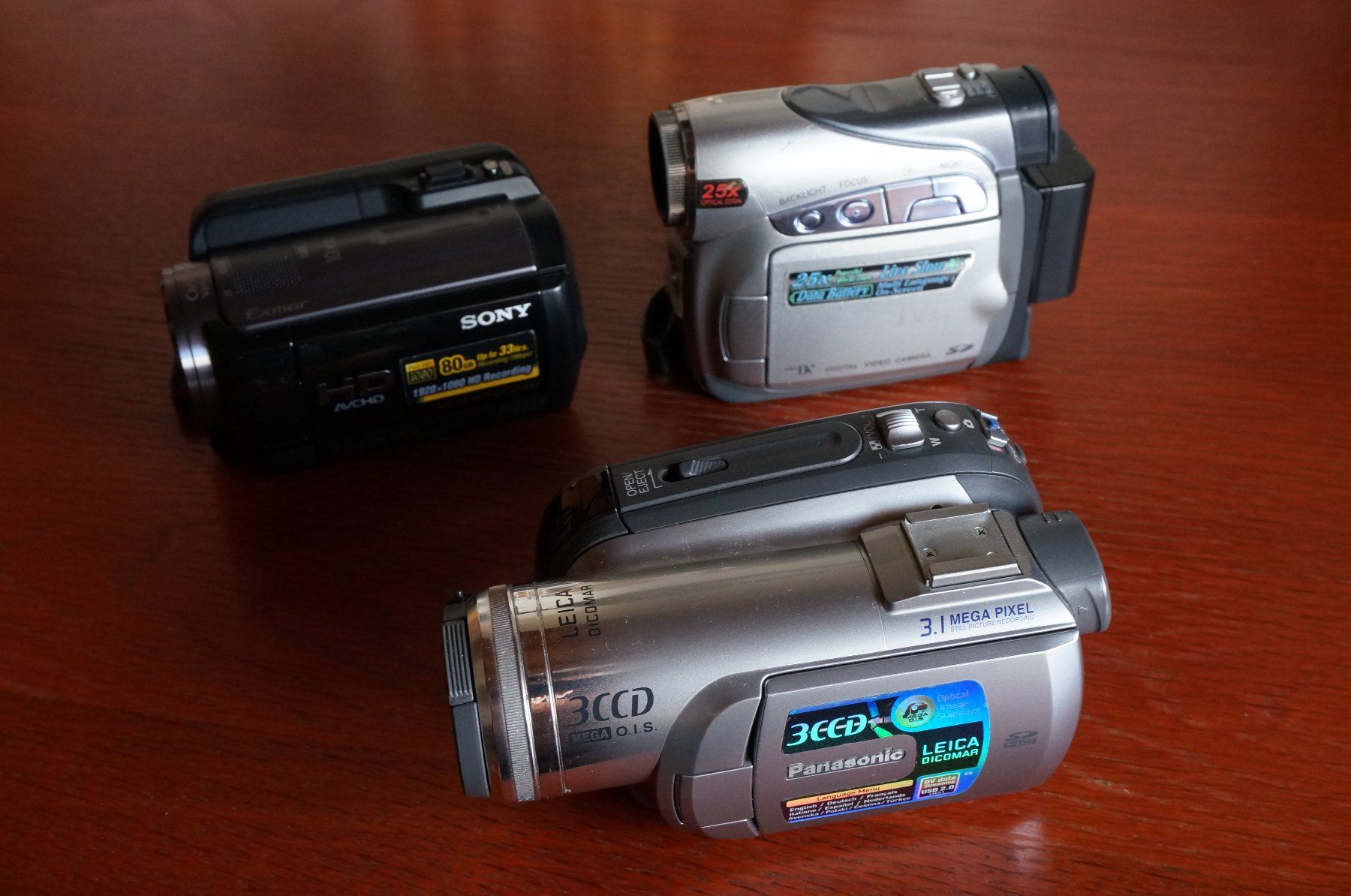 Videocamere: 3 Digital-Camcorder im Set: Sony, JVC, Panasonic "DEFEKT" – Difettoso da Spreitenbach venduto da Salesmanship