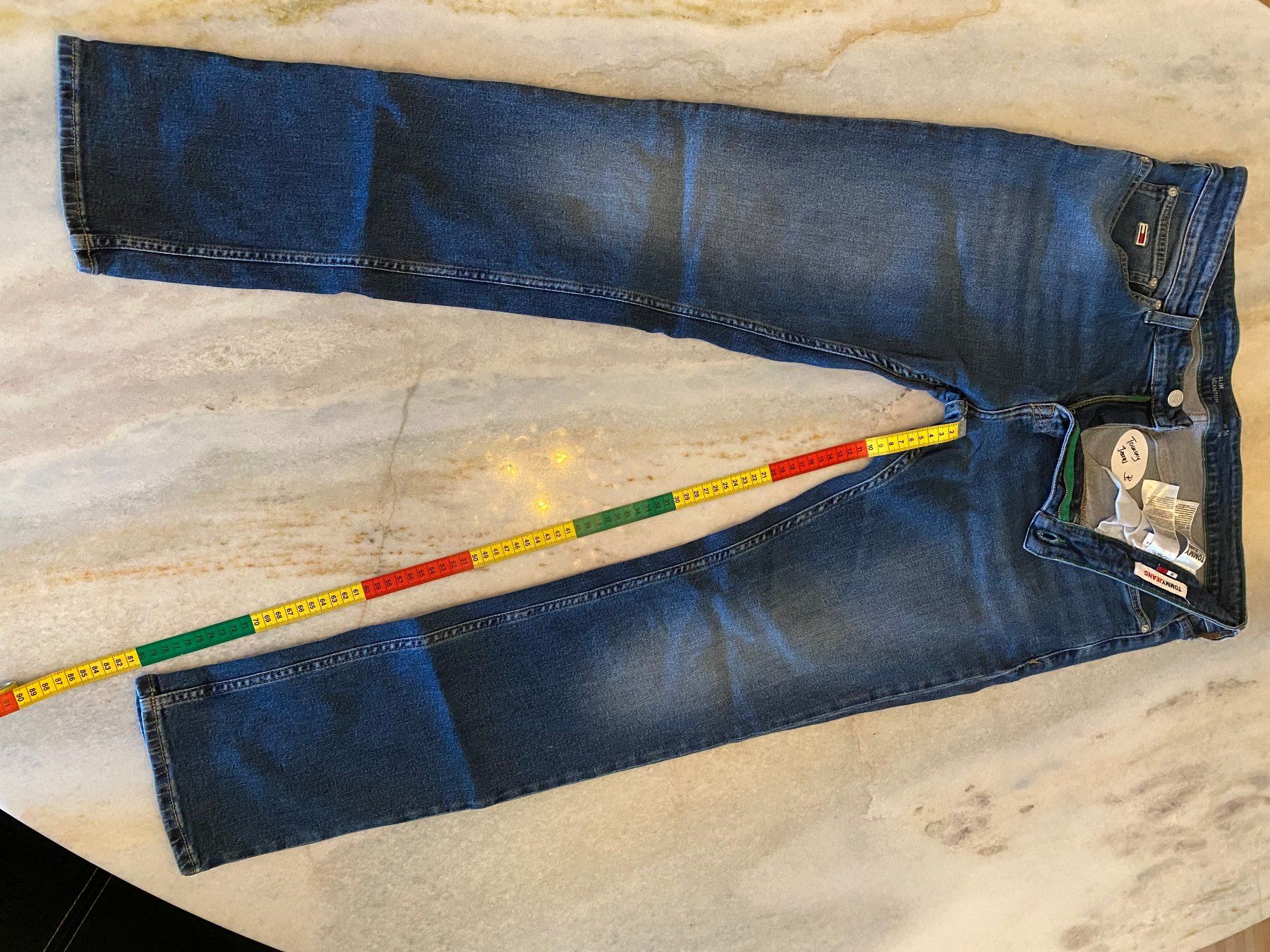 Tommy Hilfiger Jeans: Herren Tommy Hilfiger Jeans – Usato da Hinteregg venduto da Cadi1 2