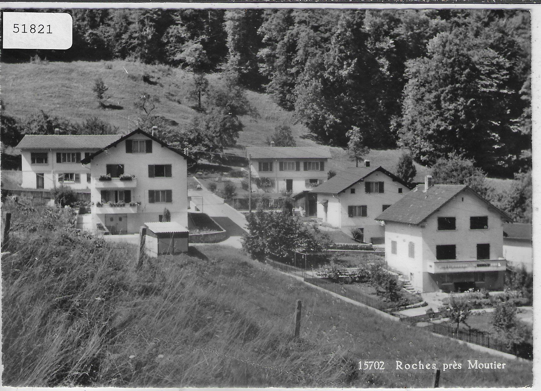 Cartoline postali: Roches pres Moutier – Usato da Ettingen venduto da Kartenplanet