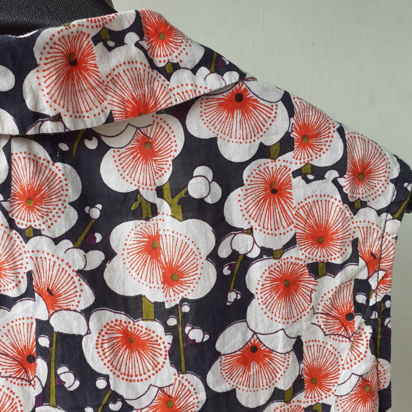 Tops: Mistinguette Top, M/L – D'occasion à Bern par Solarsystem 6