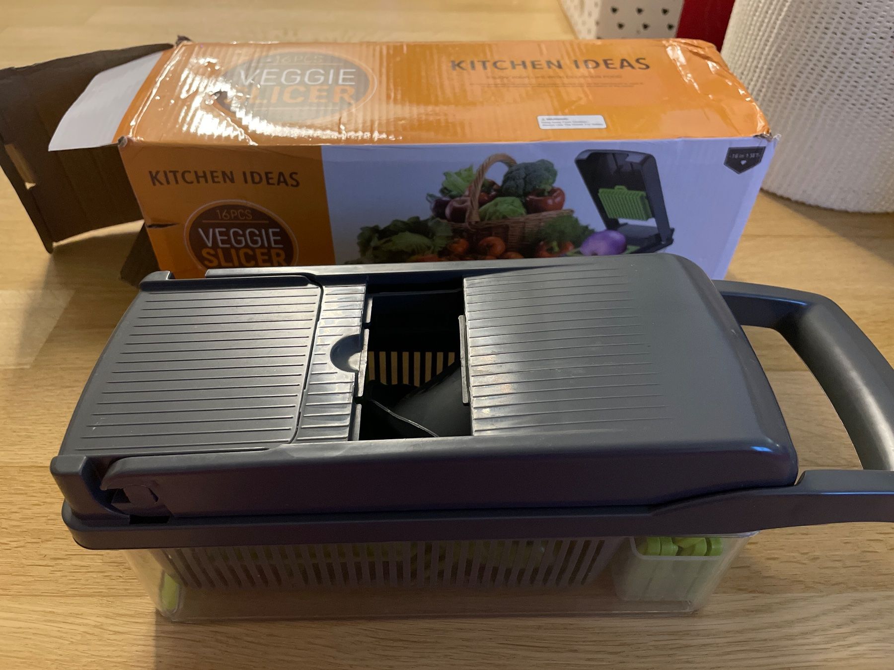 Elettrodomestici da cucina: Gemüseschneider / Hobel Set, 16-teilig – Usato da Rüfenacht BE venduto da Edinas_shop 9
