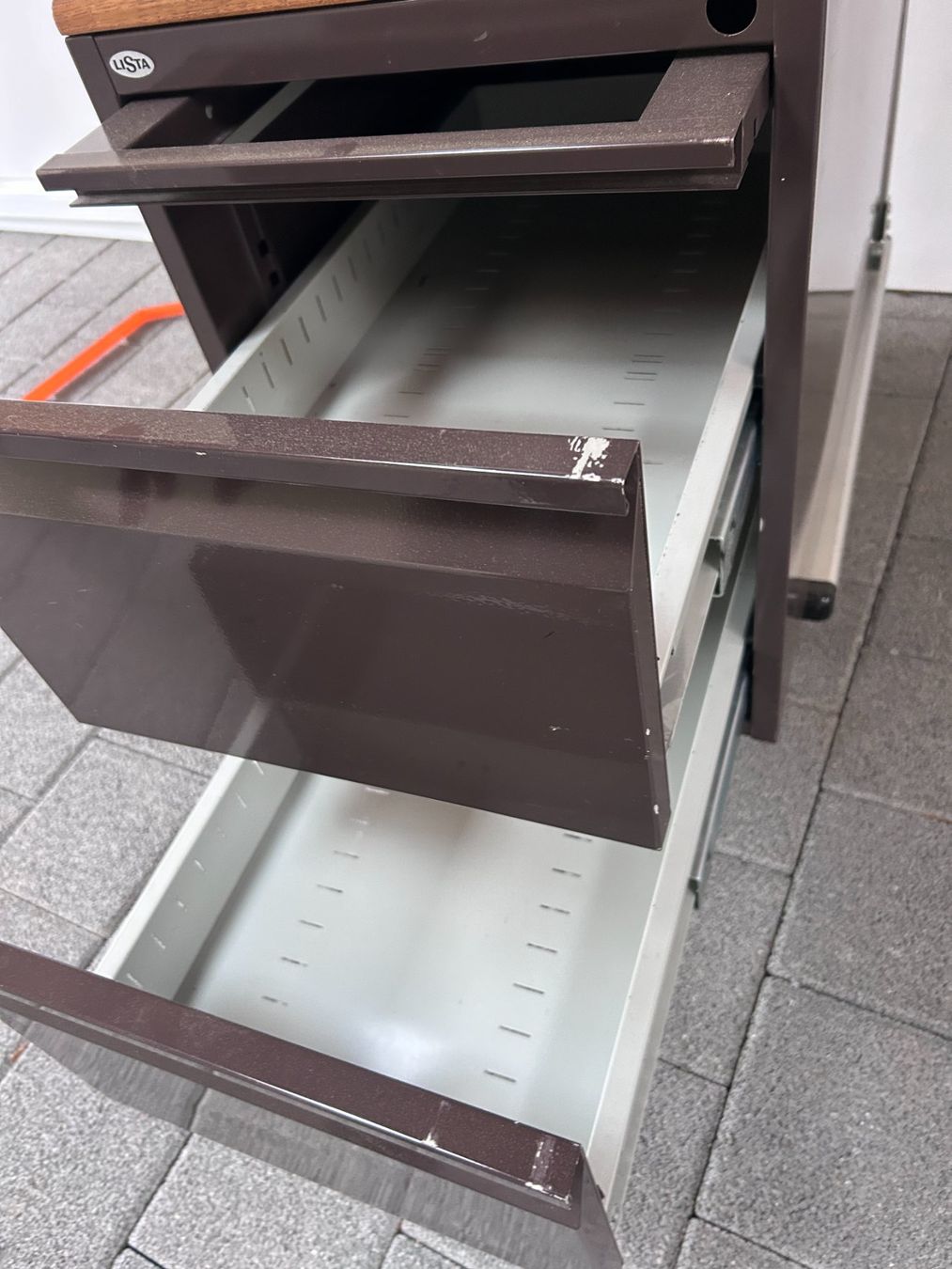 Lista Armadi: Lista Unterstell-Korpus 800mm - ab 1.- – Usato da Schänis venduto da Linth01 3