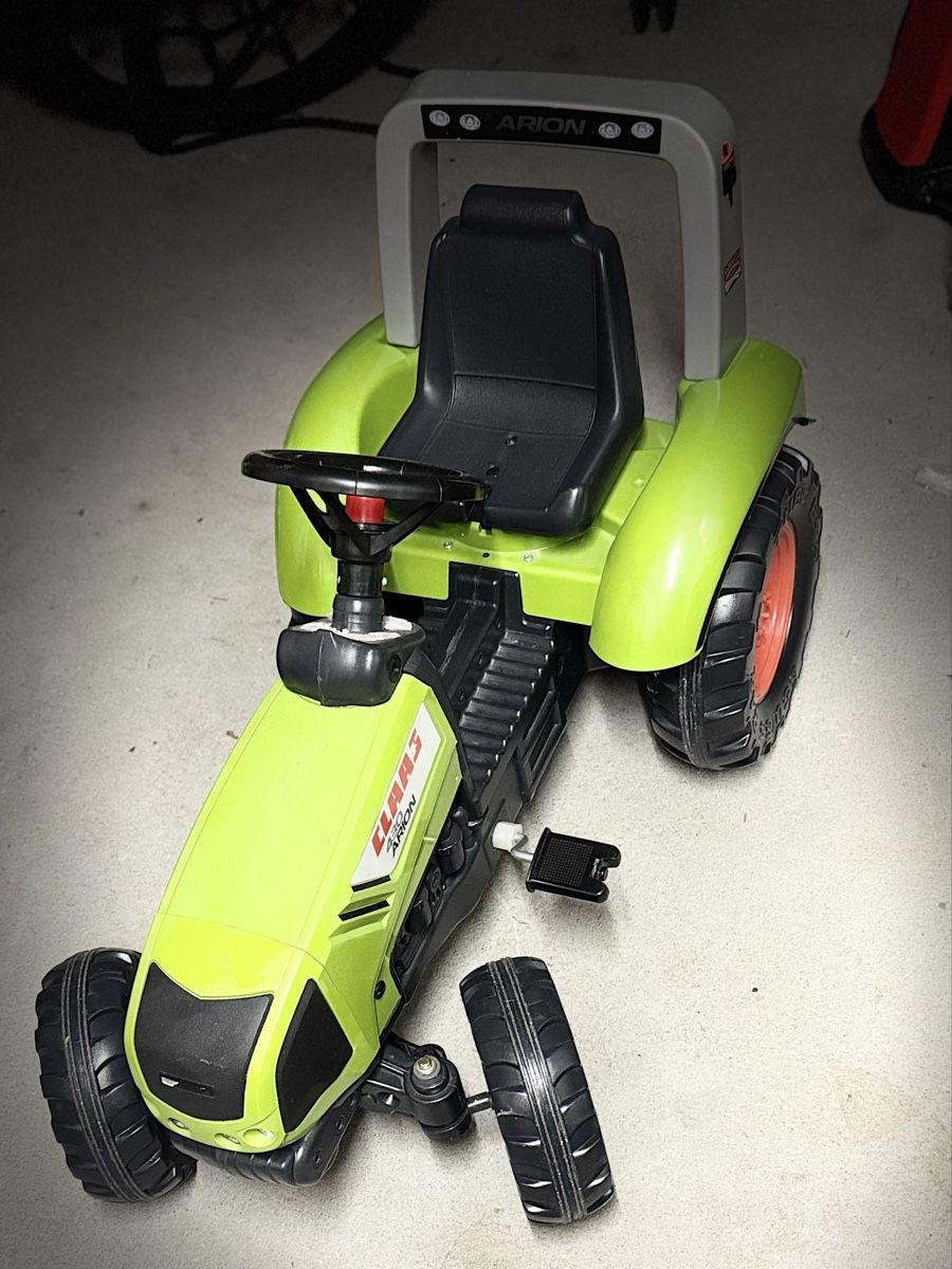 Fahrzeuge für Kinder: Kindertraktor grün – Gebraucht aus Schachen LU von Jimi2018