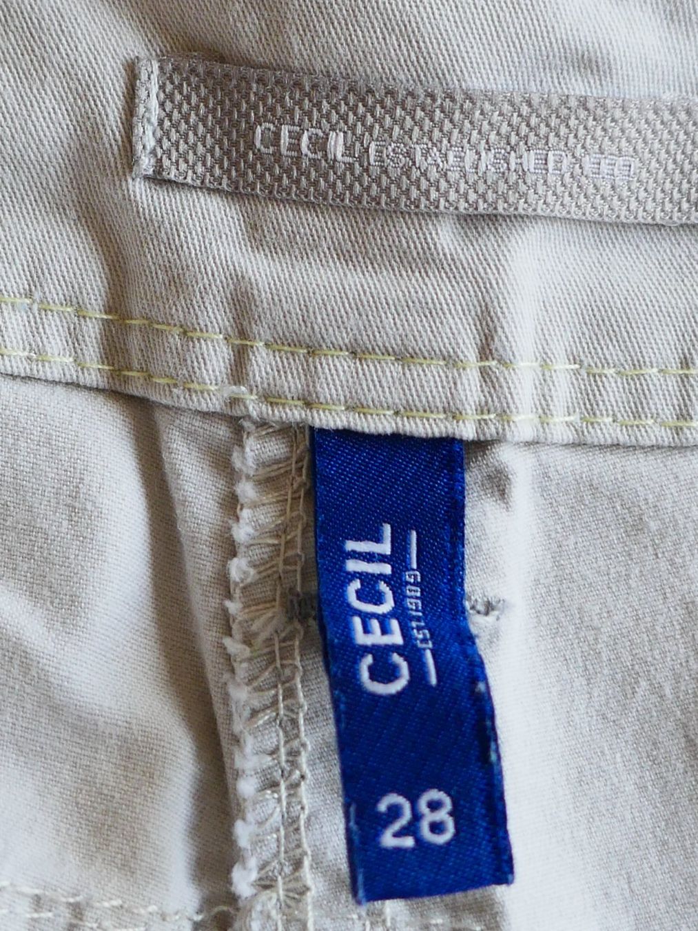 Cecil Pantaloni: CECIL  leichte Damenhose beige – Usato da Volketswil venduto da Cobra22 5
