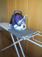Tefal Dampfbügeleisen mit Bügelbrett