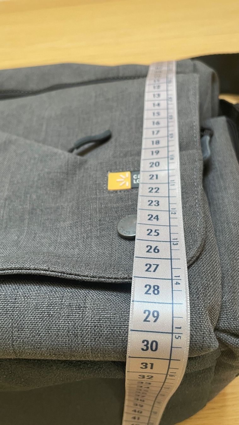 Borse: Sac Case Logic pour gris pour ordinateur, comme neuf, gris – Usato da Jussy venduto da Retrove 1