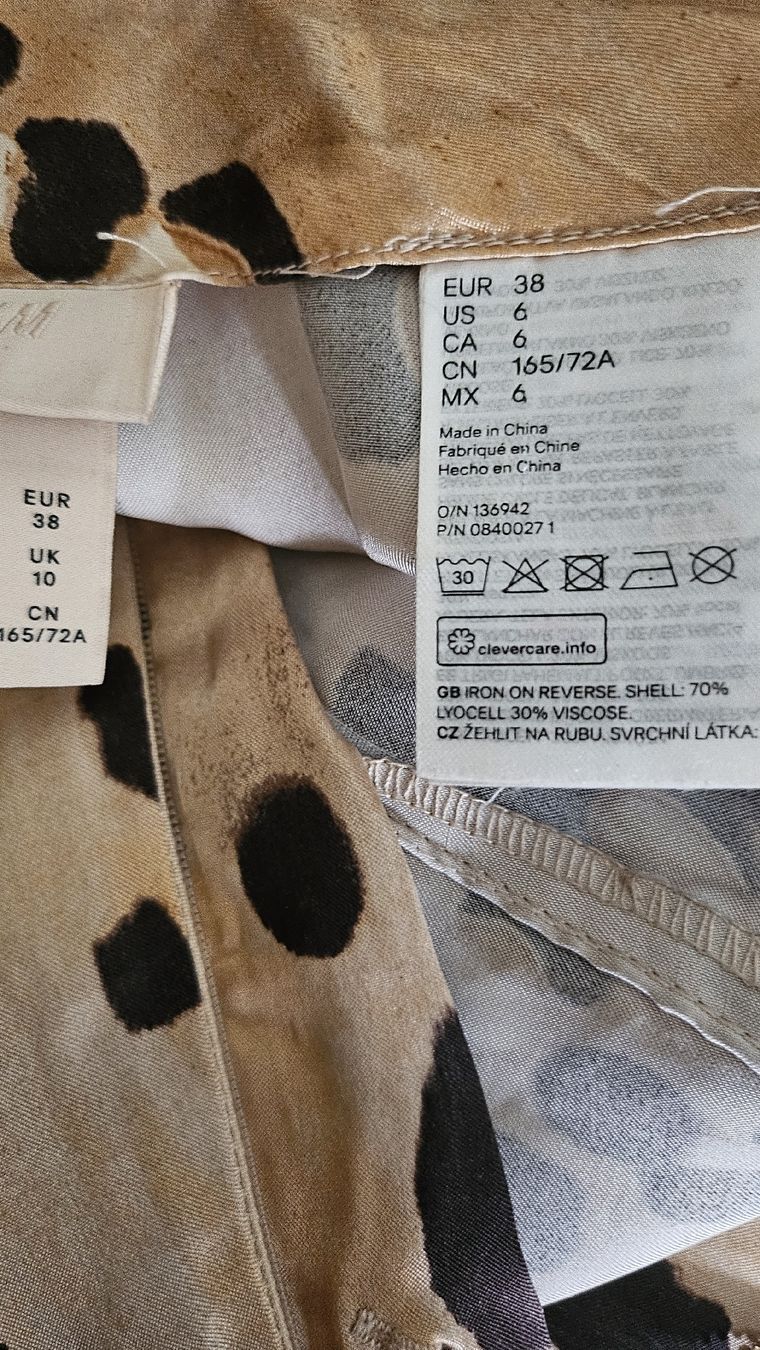 H&M Röcke: jupe von H&M  – Gebraucht aus Bülach von ane_yn2b 1