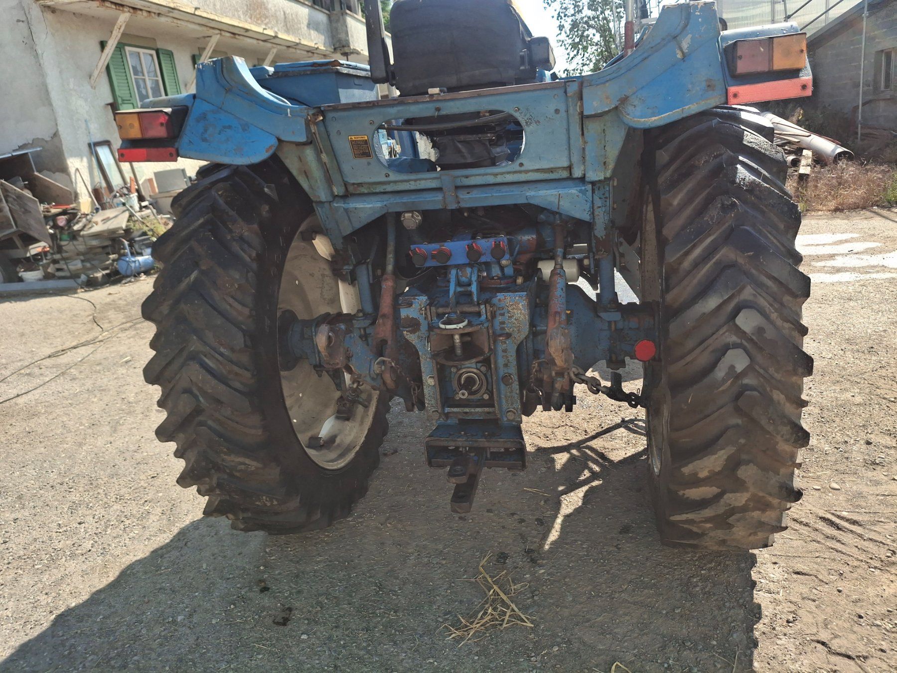 Ford Trattori: FORD 6600 1980 MIT AUSWEIS – Usato da La brillaz venduto da Olditrak 3