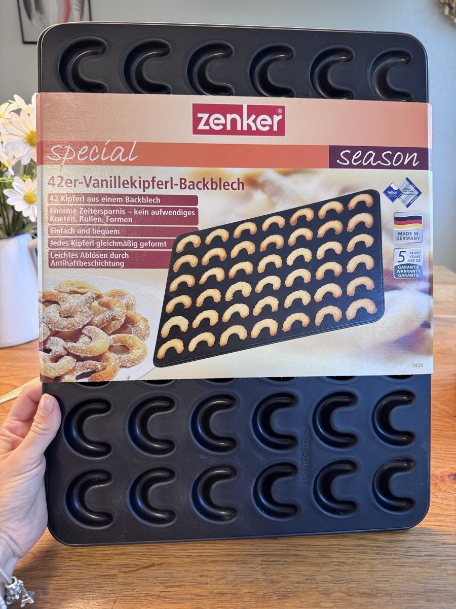 Teglie da forno: Zenker 42er Vanillekipferl Backblech – Usato da Niederbüren venduto da Oetschli
