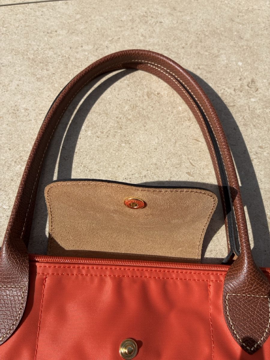 Longchamp Borse da donna: Handtasche Longchamp Le Pliage orange gebraucht – Usato da Bettlach venduto da Brissoni 5