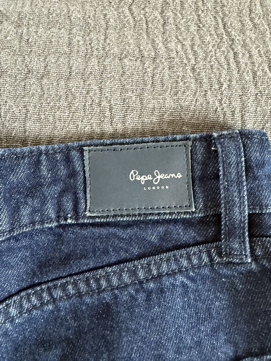 Pepe Jeans Jeans: Pepe Jeans Shorts XS – Nuovo (secondo la descrizione) da Luzern venduto da Aistee 2