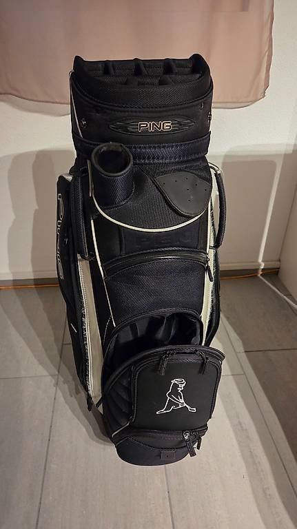 Ping Borse: Golftasche von PING – Usato da Allenwinden venduto da Zuger89 1