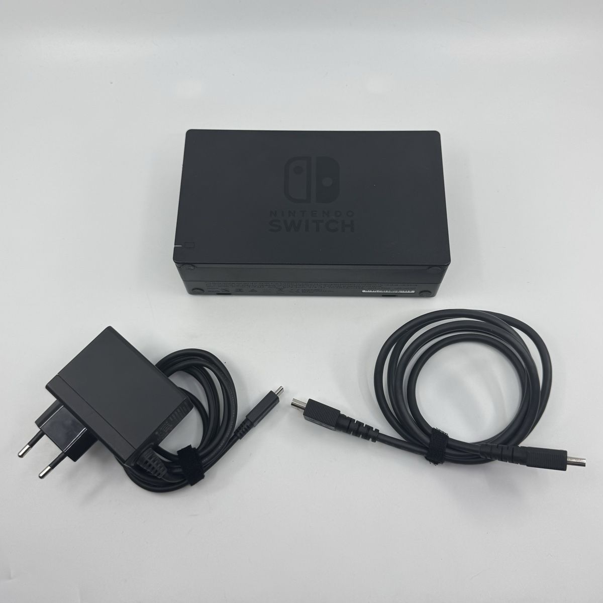 Docking station: Nintendo Switch Dockingstation mit original Nintendo Kabel – D'occasion à Herisau par Seyashop1