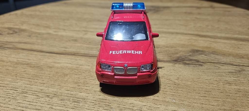 Voitures modèles: Bmw X3 Feuerwehr  – D'occasion à Landquart par Predi91 3