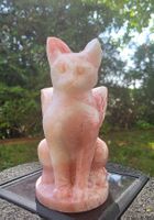 🩷🪽 Pink Opal Katze mit Flügeln – Handgeschnitztes Unikat