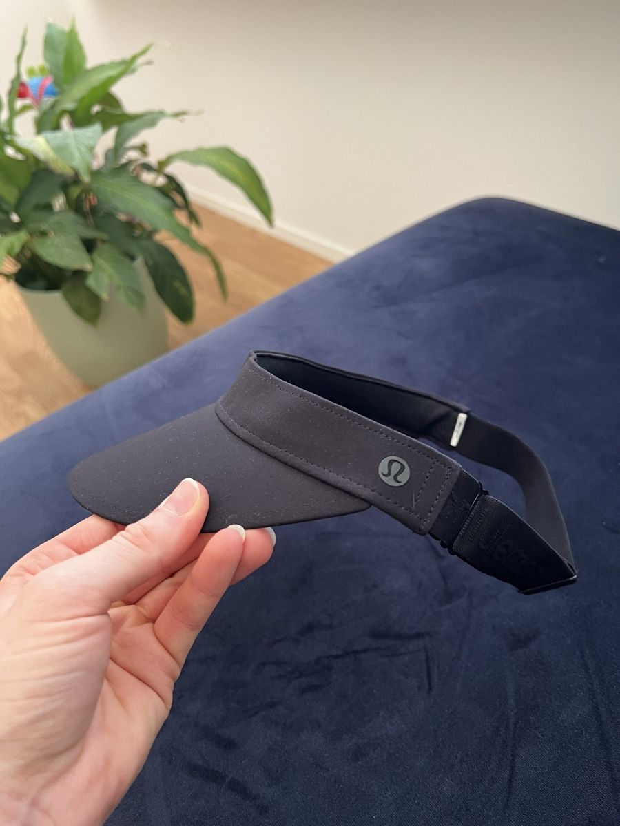 Lululemon Copricapi, berretti & cappellini: Visor Lululemon Kappe Hat cap hut – Nuovo (secondo la descrizione) da Zürich venduto da sellingmystuff1