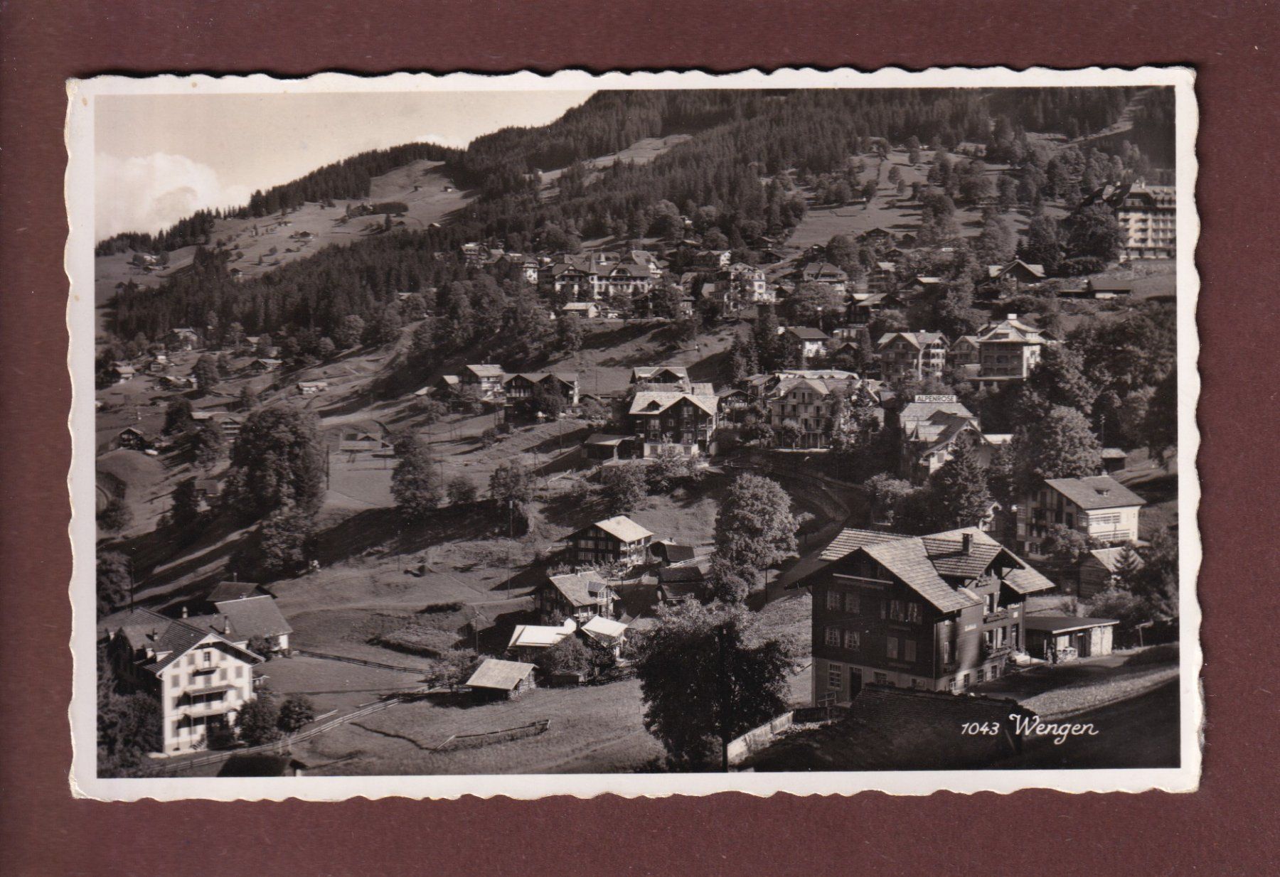 Cartoline postali: WENGEN - Teilansicht – Usato da Pully venduto da nicecards