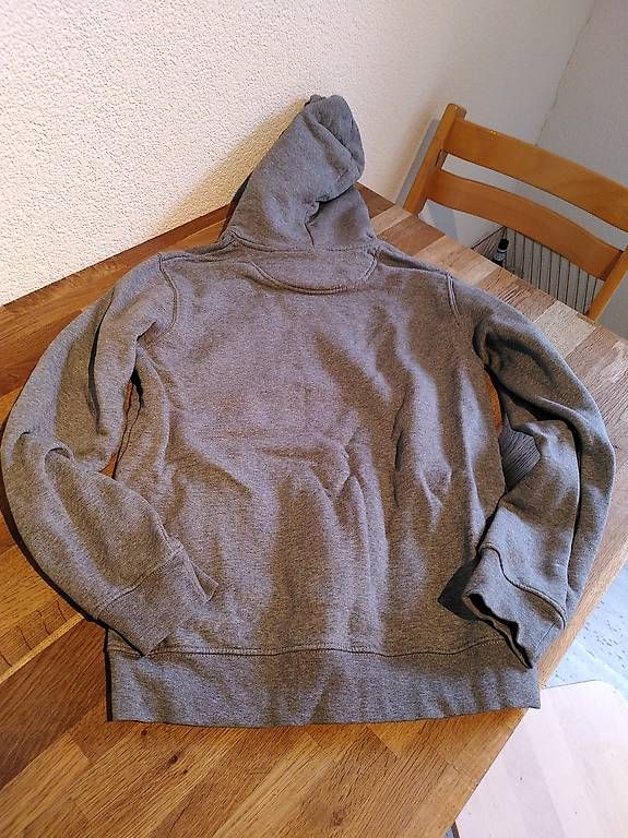 Maglioni & Felpe: WWF - Hoodie grau neu Grösse S / M – Usato da Bern venduto da Synonym01 2