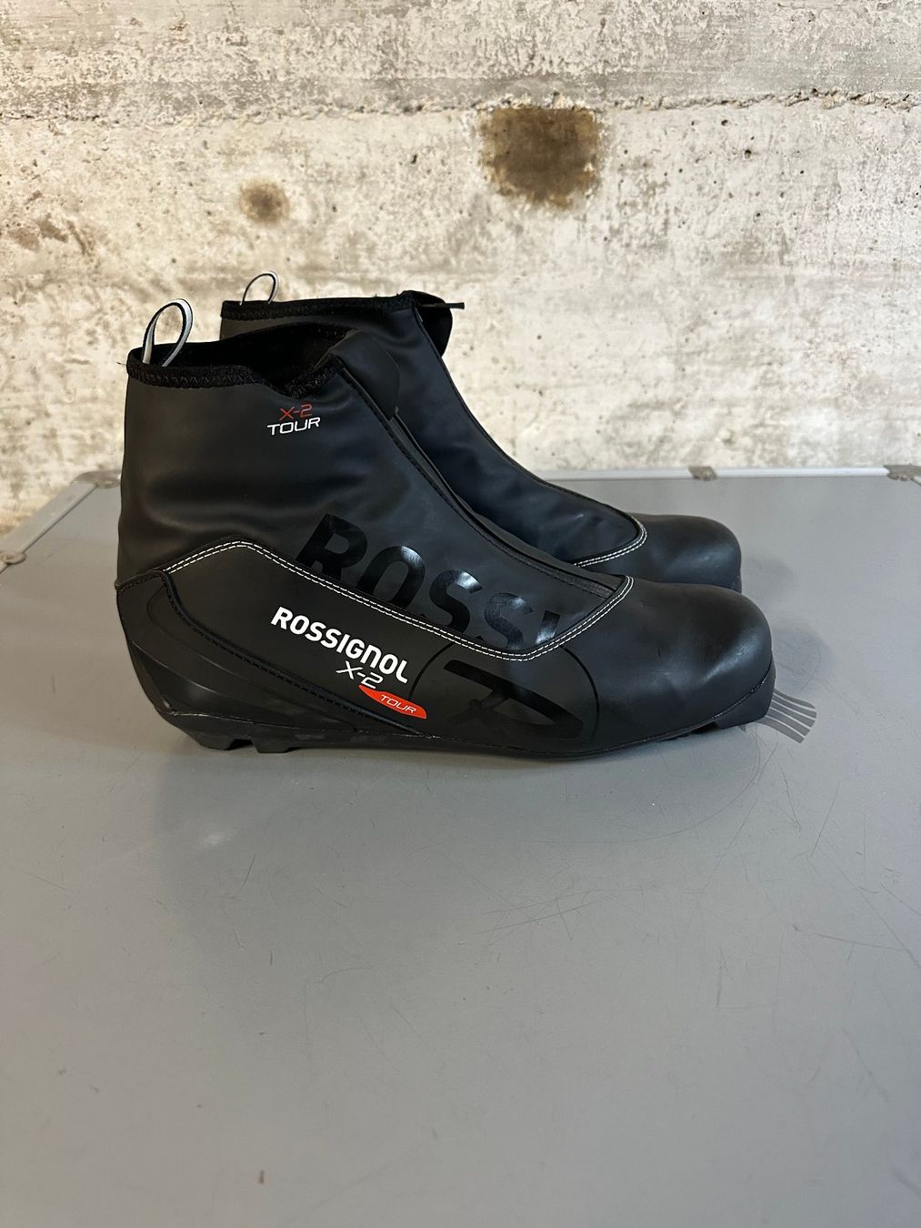 Rossignol Scarpe da uomo: Rossignol  Klassisch Langlauf Schuhe Gr. 46 – Usato da Emmenbrücke venduto da karkarkar