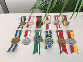 Medaillen diverse ! total 12 Stück !