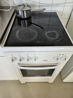 Cuisinière Zanussi électrique blanc état d'usage
