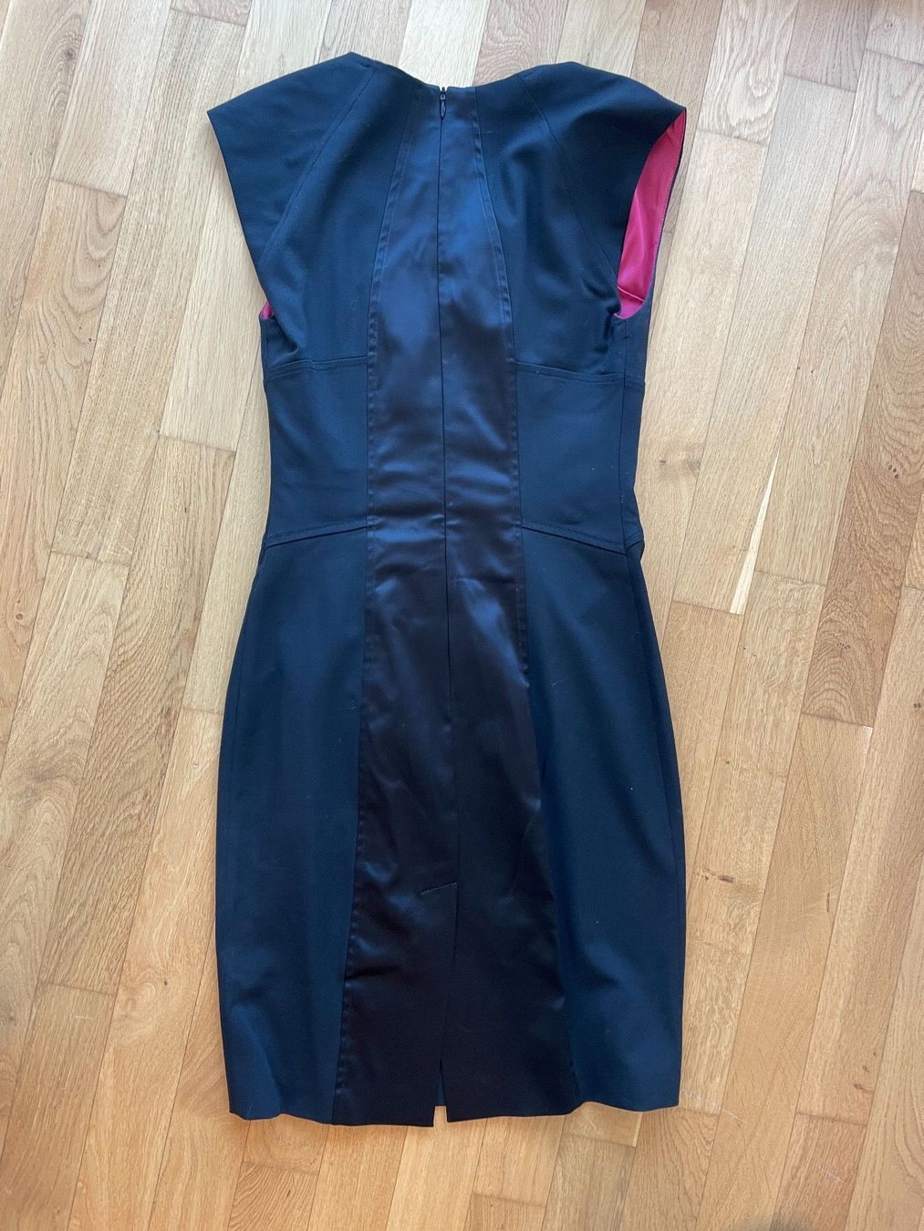 Pinko Vestiti: PINKO Kleid (36/S) – Usato da Zug venduto da dmjtita 2