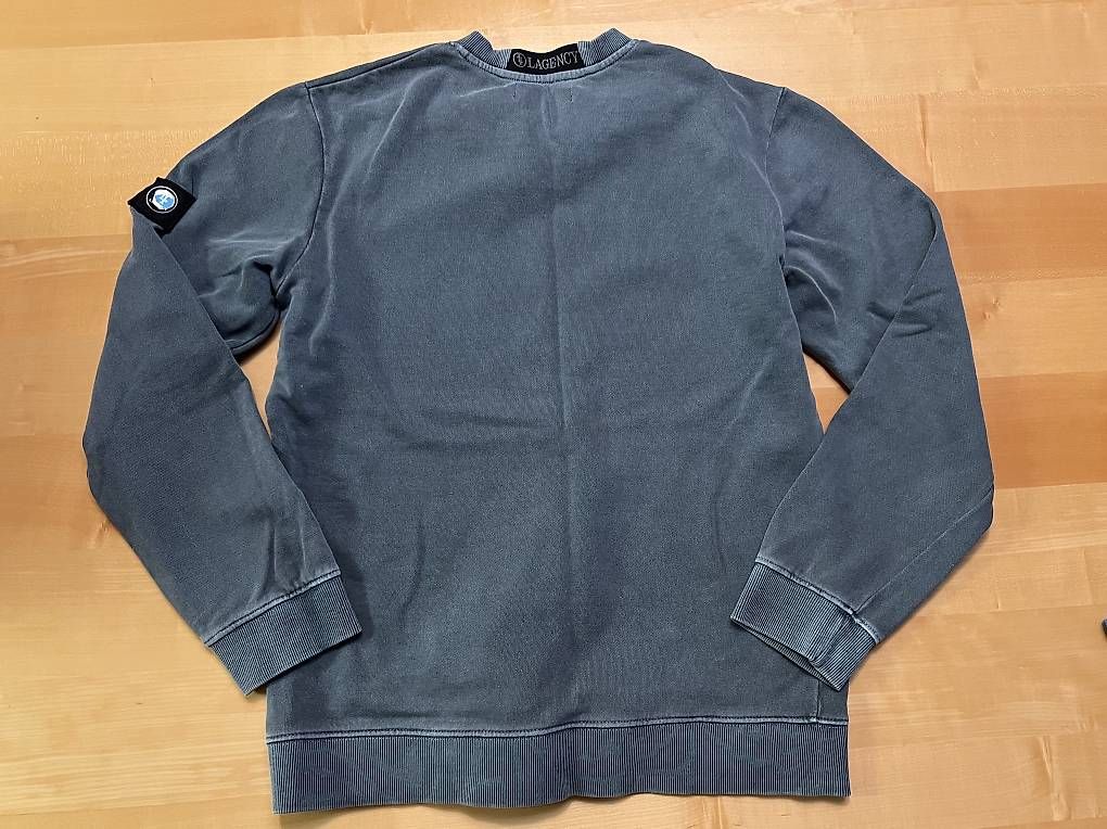 Pullover & Sweatshirts: Lagency Pullover grün-grau – Gebraucht aus Effretikon von kia_c6fv 1