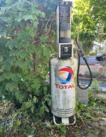 2-Takt Tankstelle zum restaurieren.