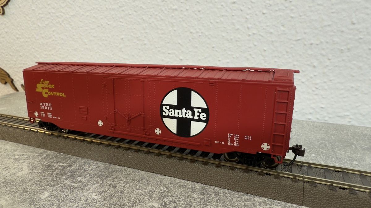 Modellini di ferrovie: Bachmann Santa Fe Güterwagen HO / DC – Nuovo (secondo la descrizione) da Schlieren venduto da rat_lq6b 5