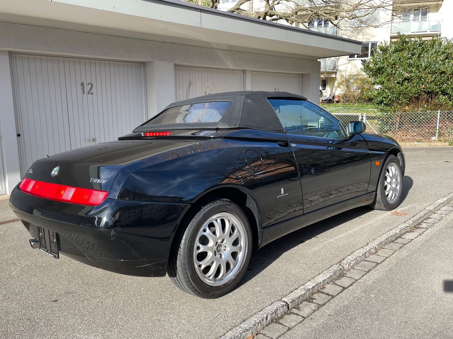 Alfa Romeo Automobili: Alfa Romero Spider 2.0 TS 2001 – Usato da Bern venduto da FOREST62 1