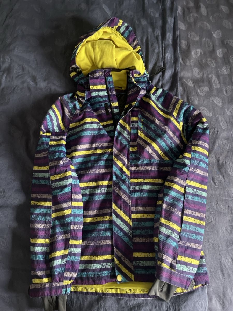Protest Vestes & Manteaux: Skijacke 152 – D'occasion à Ins par rere23