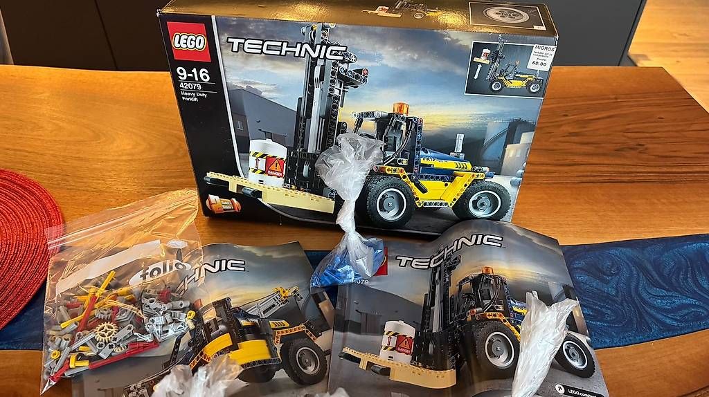 Lego Kit di costruzioni: LEGO TECHNIC Model 42079 - Schwerlast Gabelstapler – Usato da Aarwangen venduto da X_uwe_x 2