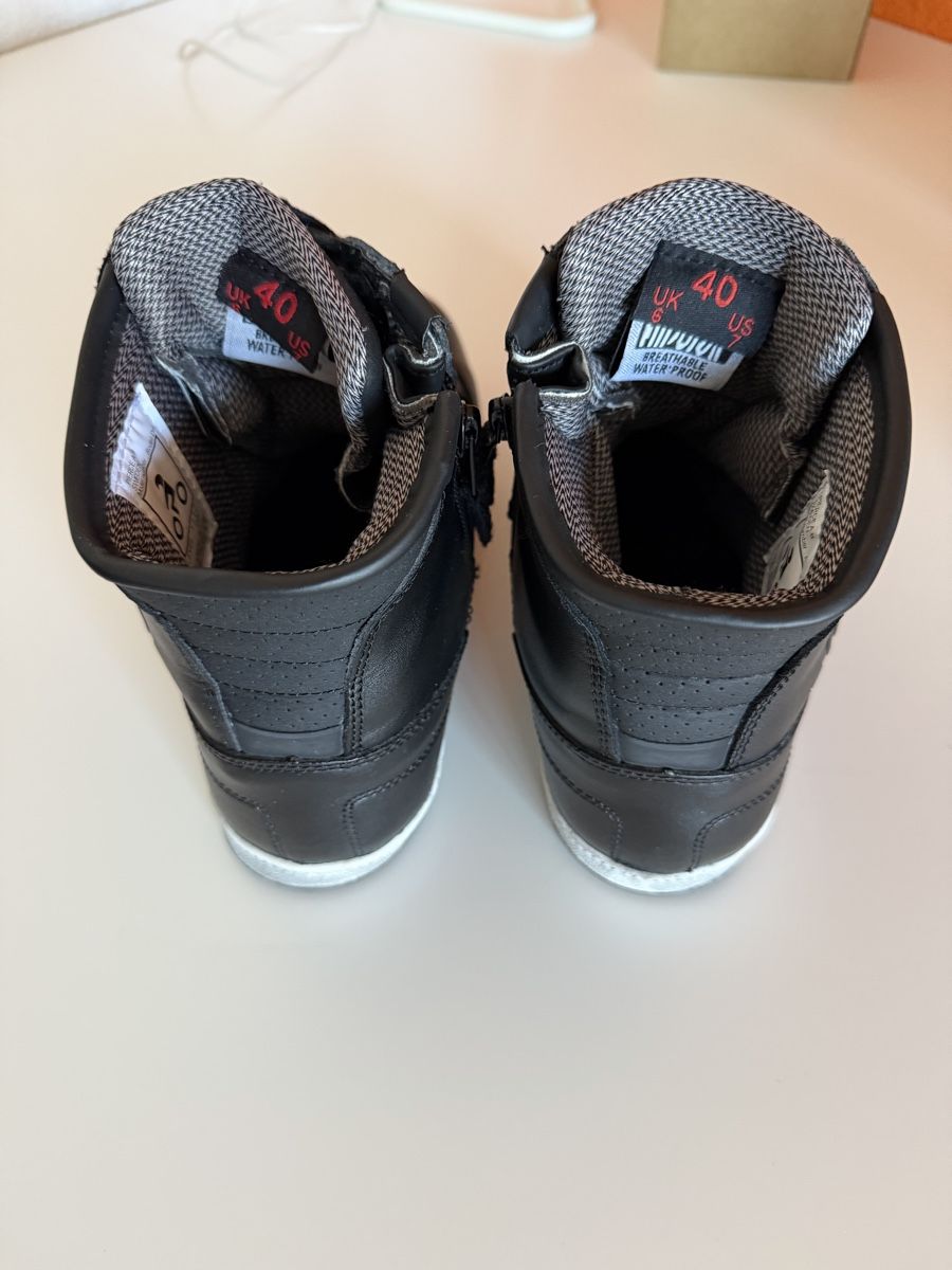 Damenschuhe: Motorradschuhe, Da Gr 40 – Gebraucht aus Aarwangen von Cyango 8