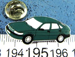 SAAB PKW AUTO PIN 31mm OLDTIMER VINTAGE