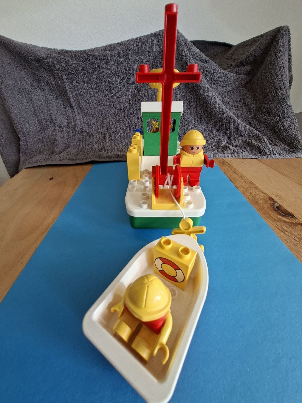 Lego Jouets: Duplo Fischerboot mit Beischiff – D'occasion à Elgg par Bijou2010 2