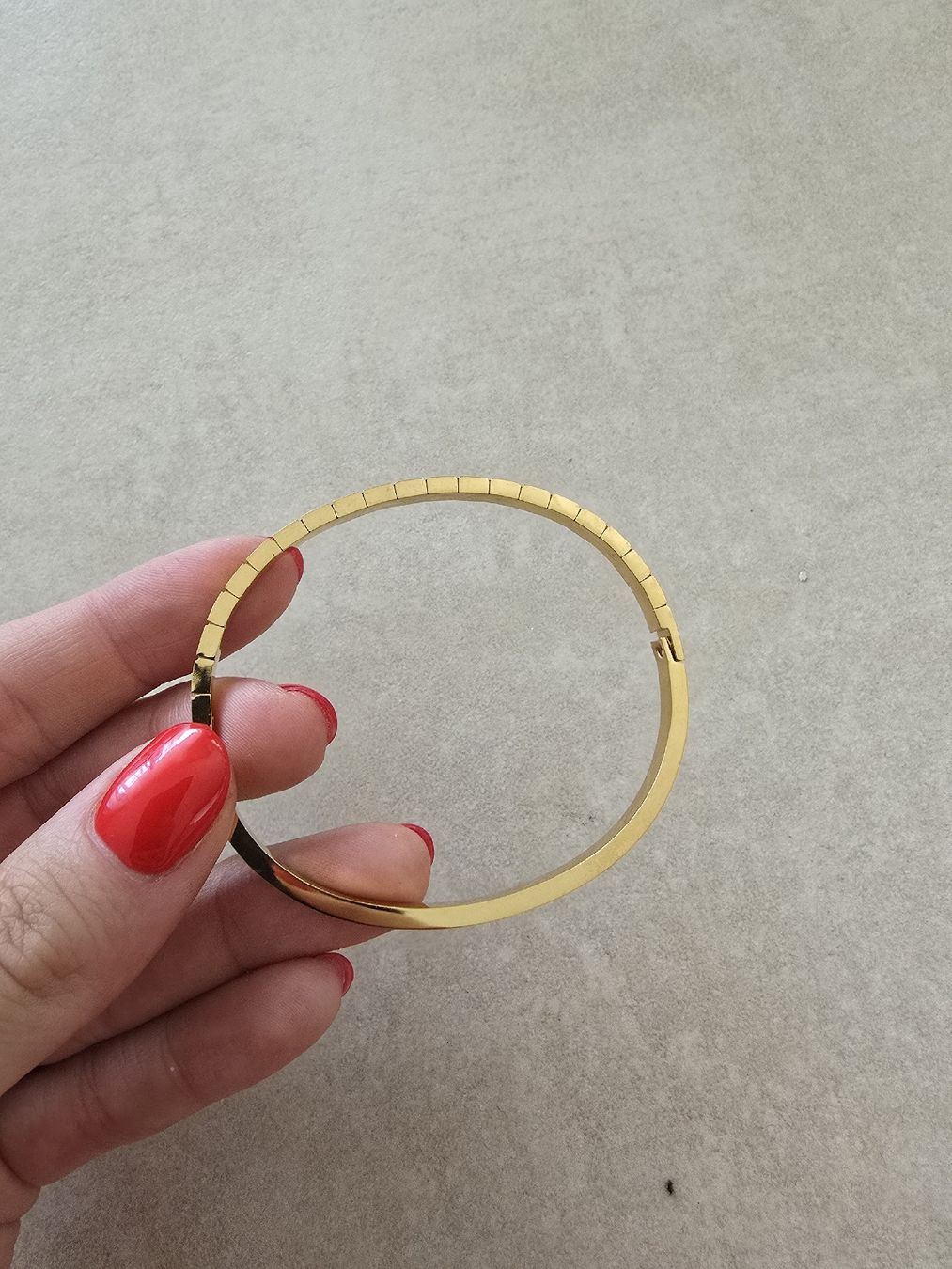 Bracelets: Goldiger Edelstahl Armreif – Neuf avec emballage d'origine à Rickenbach b. Wil par Kth_v8 1