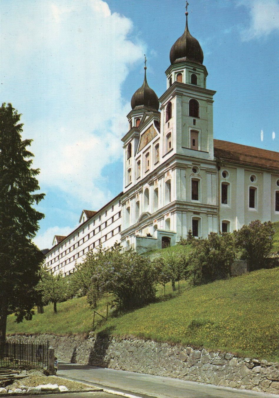 Ansichtskarten: Disentis - Klosterkirche – Gebraucht aus Melano von pisonsdro