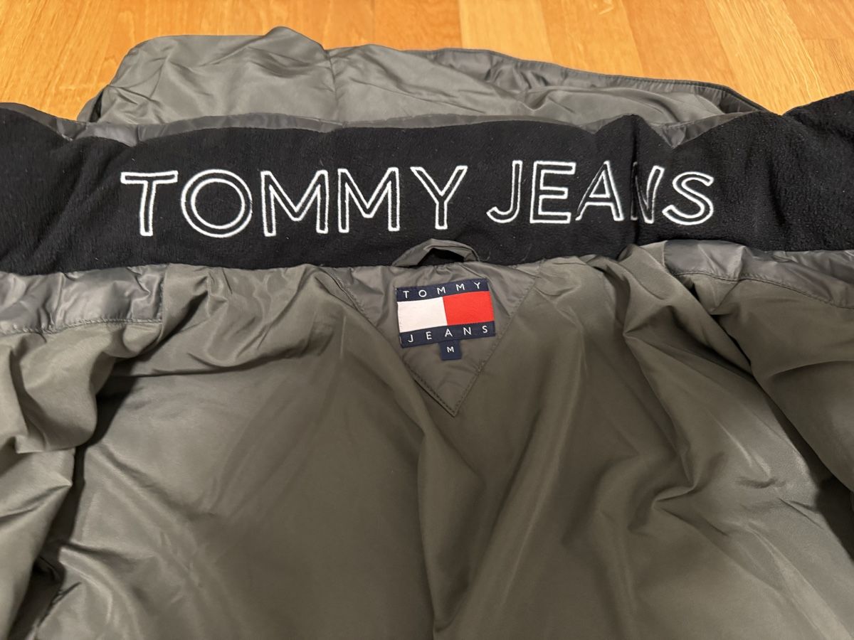 Tommy Hilfiger Jacken: Tommy Jeans Daunenwinterjacke NEU – Neu (gemäss Beschreibung) aus Recherswil von Noname1 1