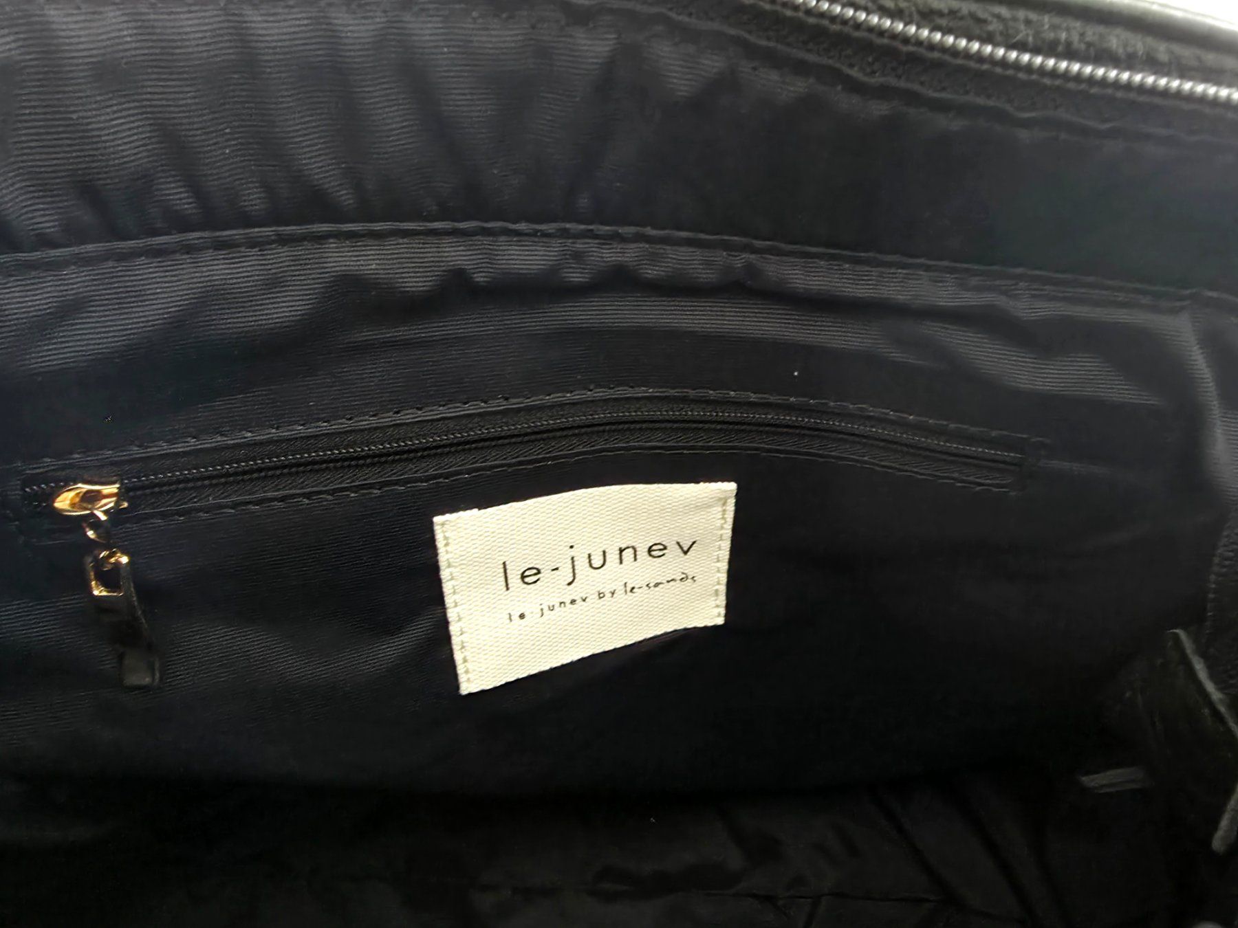 Borse da donna: Schwarze Echteleder-Handtasche - Neu – Nuovo e nell'imballaggio originale da Uetikon am See venduto da Kakao2 8